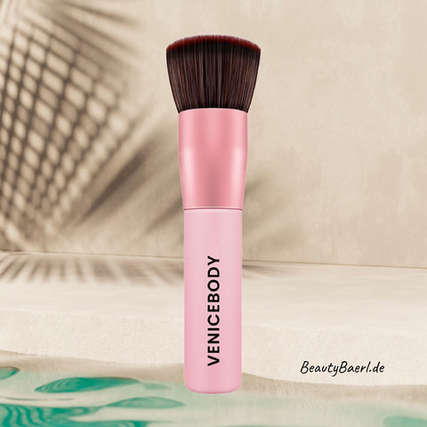 LUXE KABUKI BRUSH